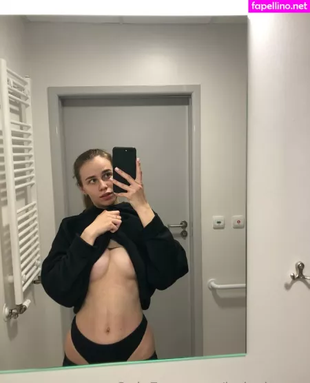 Ladyshapes OnlyFans Thumbnail #9IgMbzHCnZ