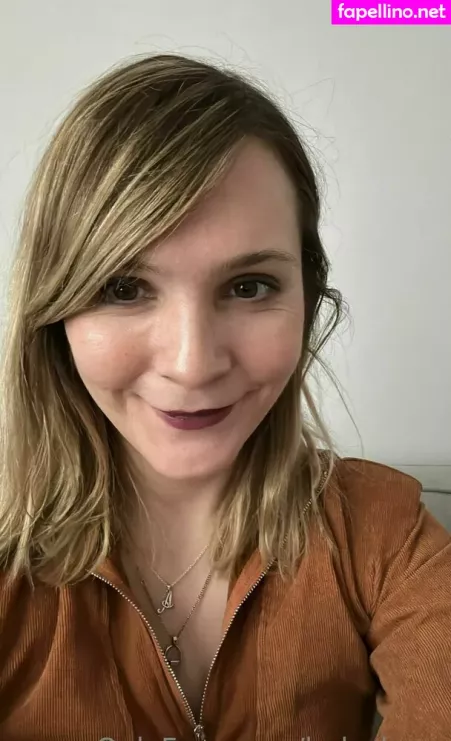 Ladysharp OnlyFans Thumbnail #dd8Lw9q6r2