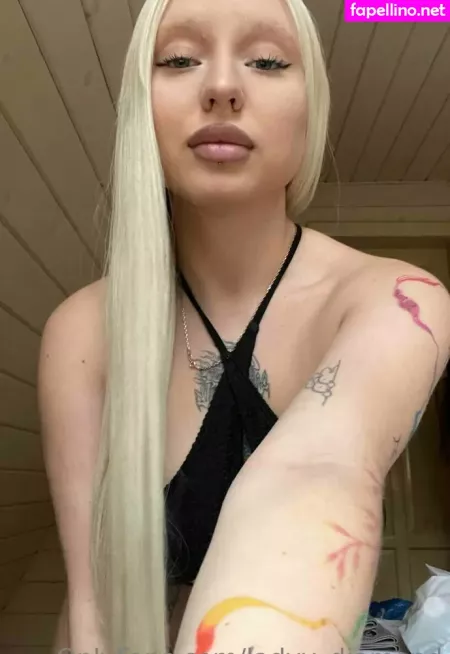 Ladyy Diamond OnlyFans Thumbnail #NLvaC0oMjA