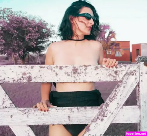 Laelfica OnlyFans Thumbnail #015V7qNvD3