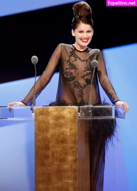 Laetitia Casta OnlyFans Thumbnail #4pZuCRTwch