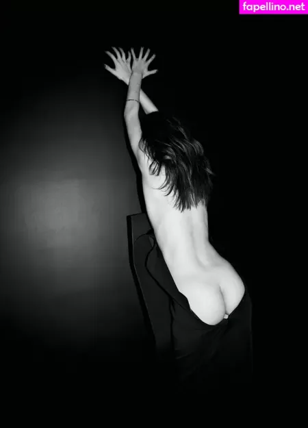 Laetitia Casta OnlyFans Thumbnail #IWEWtMFJJg