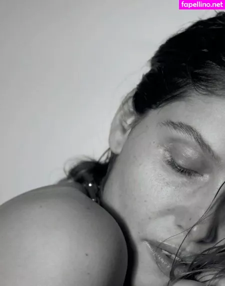 Laetitia Casta OnlyFans Thumbnail #UeabVGr6xA