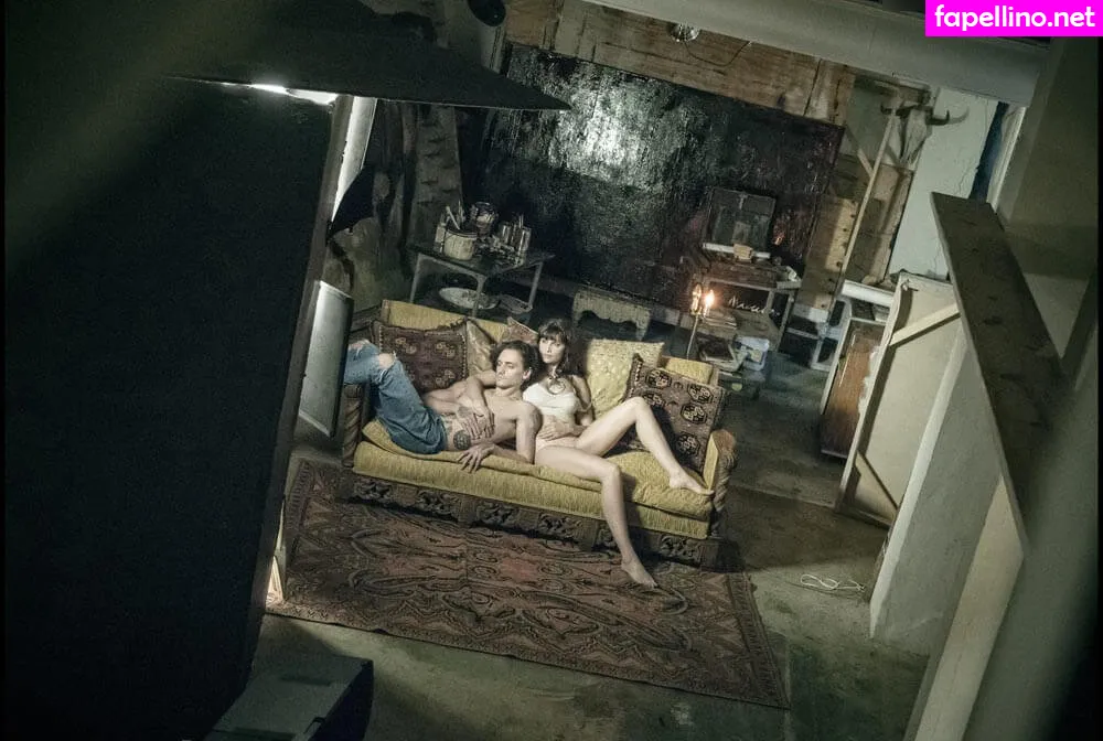 castalaetitia, laetitiacasta, oliviacastaxx Nude Leaked OnlyFans Photo #jiiZBgUhRZ