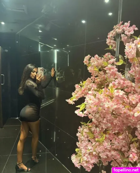 Laeyanahh OnlyFans Thumbnail #KsdQqfm8Zc