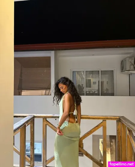 Laeyanahhh OnlyFans Thumbnail #QzdDQz7wD4