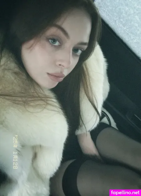 Lafemfatal OnlyFans Thumbnail #s4AkhWaKaE