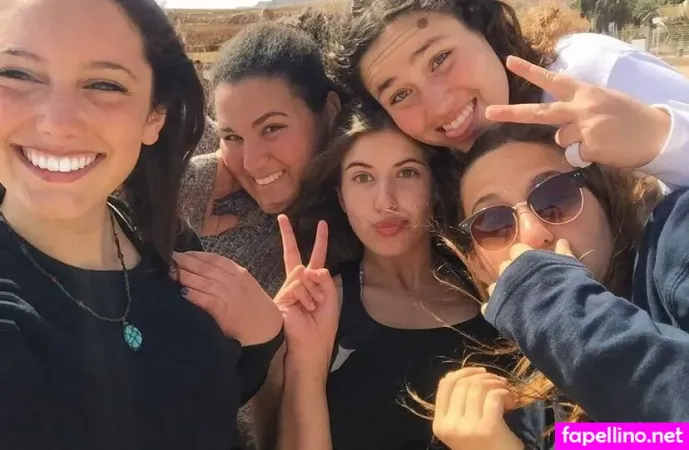 Lahan Yosef OnlyFans Thumbnail #7cC6QAB0P4