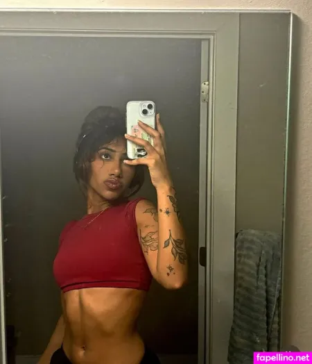 Lahiri Lifts Main Profile Photo