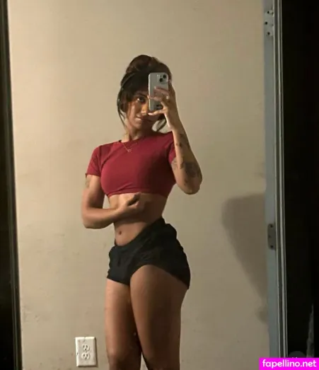 Lahiri Lifts OnlyFans Thumbnail #zxzh09P3MT