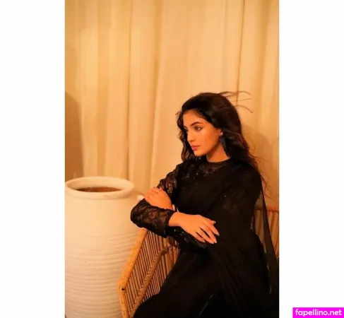 Laiba Khan OnlyFans Thumbnail #3j1fR0ZW81