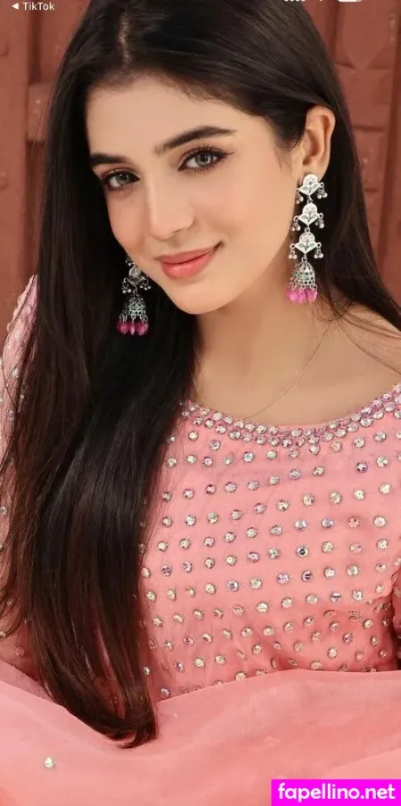 Laiba Khan OnlyFans Thumbnail #UWBXWFGOES