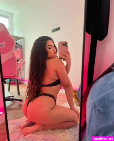 Laila Gomez 11 OnlyFans Thumbnail #9sygIgwJE6