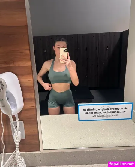 Laila Lewis OnlyFans Thumbnail #2uqnFJ2PEg