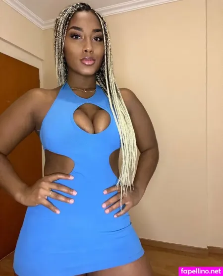 Lailasantiagoo OnlyFans Thumbnail #ZETsiOEguY