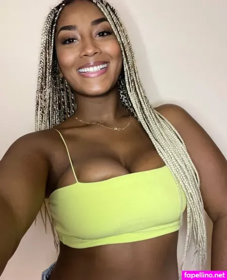 Lailasantiagoo OnlyFans Thumbnail #eAcXKtVtMD