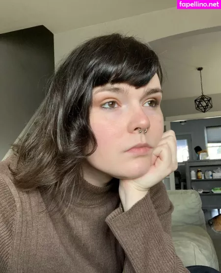 Lain Arbor OnlyFans Thumbnail #msuLiEbIxQ