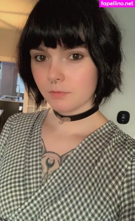 Lain Arbor OnlyFans Thumbnail #oawVozNd9b