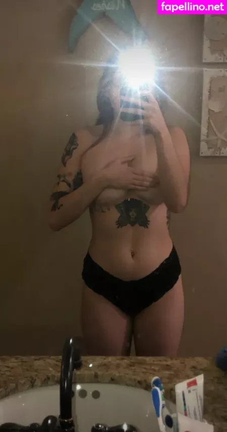 Lainaxox OnlyFans Thumbnail #ZXKLNxMjKm