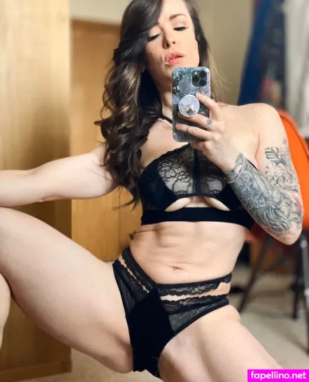 Laineybopster OnlyFans Thumbnail #UKKtXpM1gV