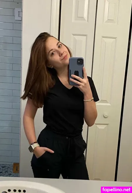 Laineylynn21 OnlyFans Thumbnail #owlZXjxIwH