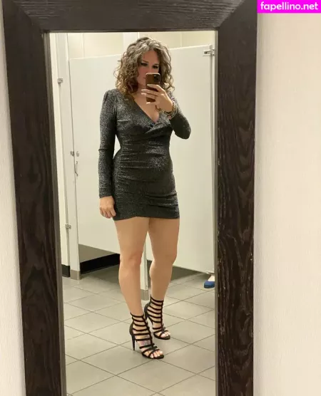 Laineymarie OnlyFans Thumbnail #7x2auqhlb3