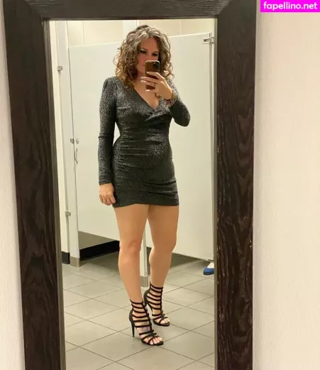 Laineymarie OnlyFans Thumbnail #F64Y1ZENDN