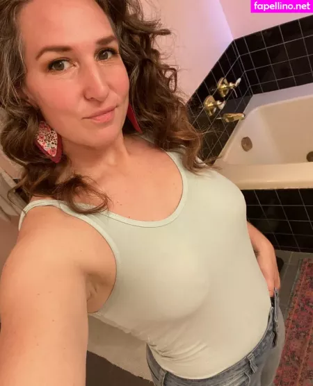 Laineymarie OnlyFans Thumbnail #Lhn4Xv8v1b