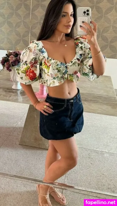 Lais Caldas OnlyFans Thumbnail #q2RO4jbX1w