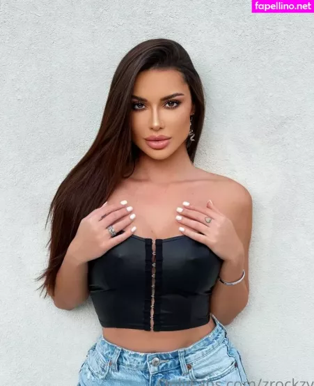 Laisa Moraes 1 OnlyFans Thumbnail #UNUr42NA2Q