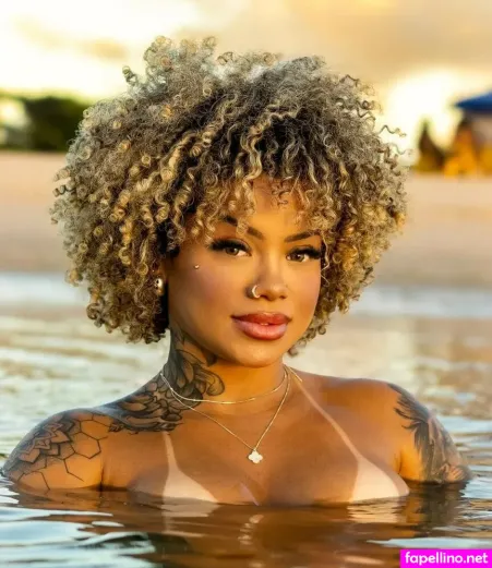 Laissa Araujo OnlyFans Thumbnail #tJGRx4VLhn