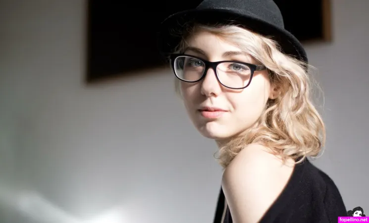 Lait OnlyFans Thumbnail #RXY3jyx95x