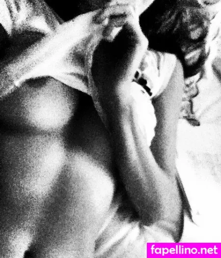 Lake Bell OnlyFans Thumbnail #E6W34qohOF