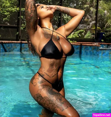 Lala Ronay OnlyFans Thumbnail #2E6G4NVecp