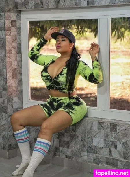 Lalucerooficial OnlyFans Thumbnail #4l73YxzHEd