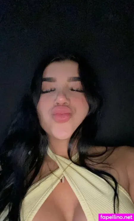 Lamendozaa12 OnlyFans Thumbnail #YQ8OotQ8dr