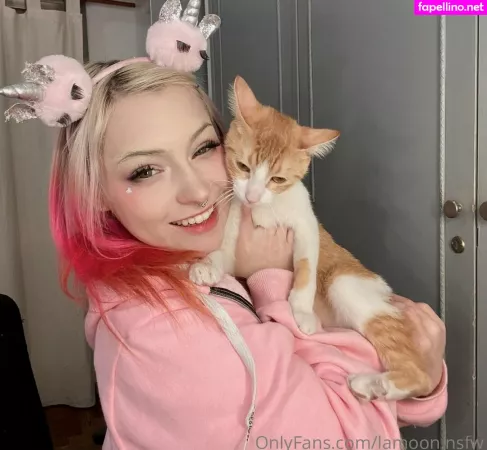 Lamoon Nsfw OnlyFans Thumbnail #33P2Kw7DP8