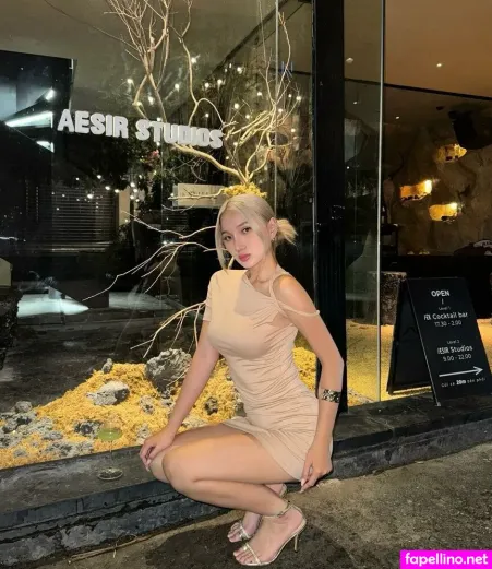 Lan Nguyen OnlyFans Thumbnail #Jr1lXlUNT9