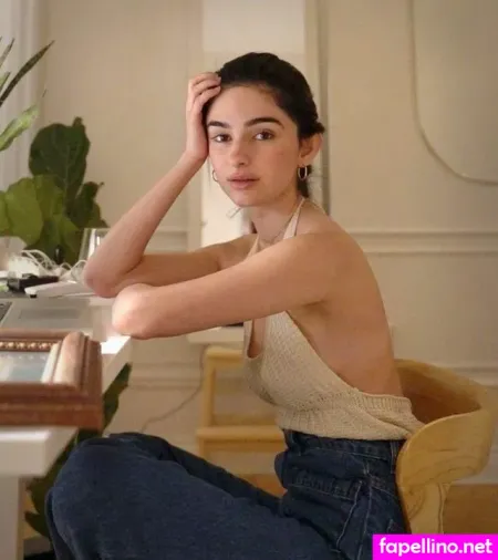 Lana Blakely OnlyFans Thumbnail #bDFEAYPaG2