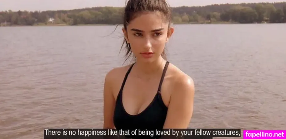 Lana Blakely OnlyFans Thumbnail #edbwtuZ6CF