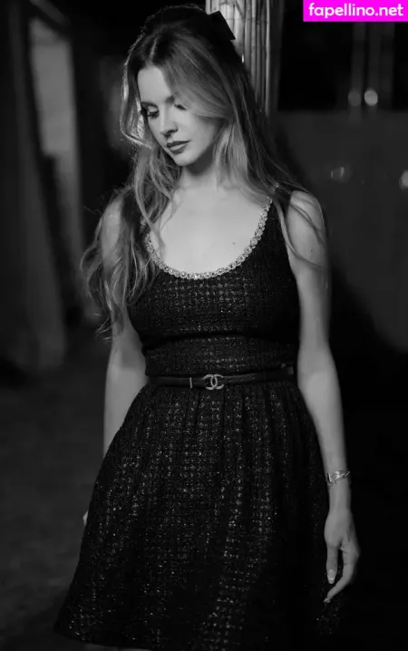 Lana Del Rey OnlyFans Thumbnail #1qcCkhPb9g