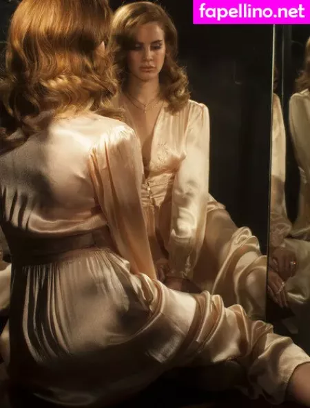 Lana Del Rey OnlyFans Thumbnail #8TqlZ7bgws