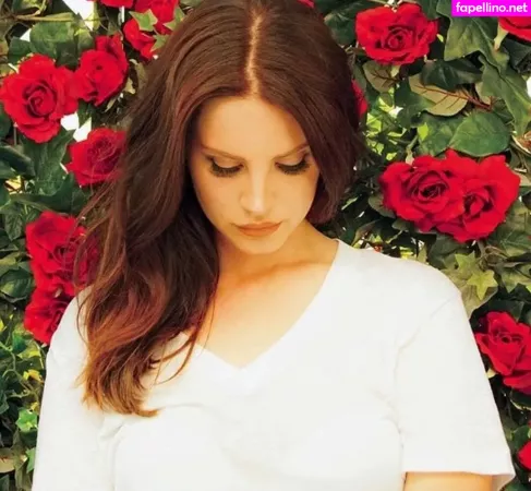 Lana Del Rey OnlyFans Thumbnail #Fhht9GMhNi