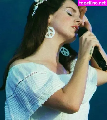 Lana Del Rey OnlyFans Thumbnail #L51VB4CKV1