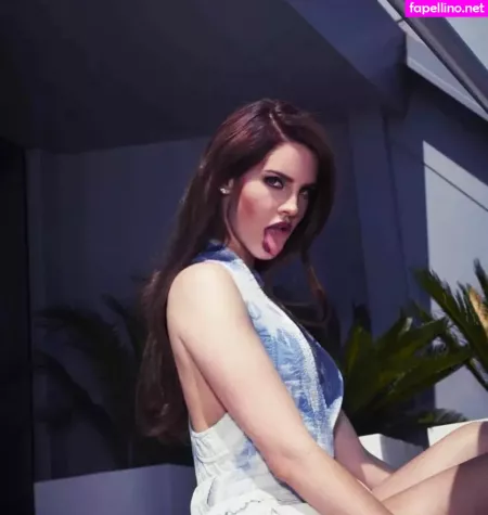 Lana Del Rey OnlyFans Thumbnail #PRmPC6Cow1