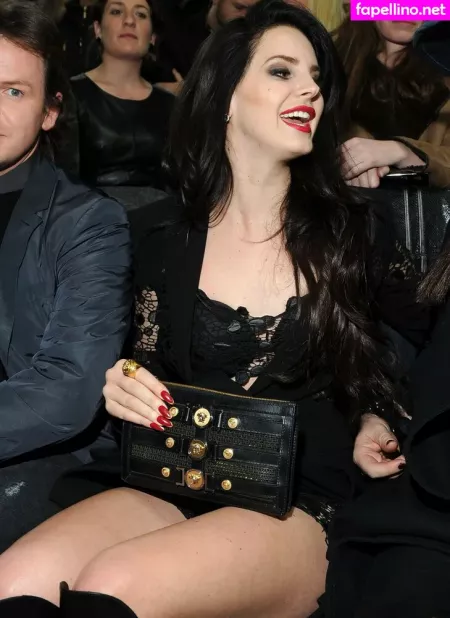 Lana Del Rey OnlyFans Thumbnail #Q4ISeh7NQ9