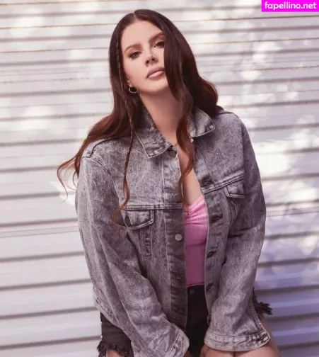 Lana Del Rey OnlyFans Thumbnail #QtPOuQvg7X