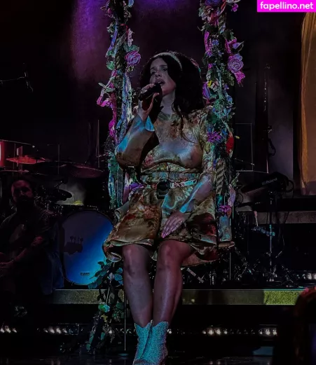 Lana Del Rey OnlyFans Thumbnail #W6GygyIhHE