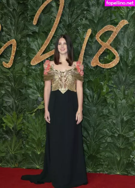 Lana Del Rey OnlyFans Thumbnail #YUmjw2kDYy