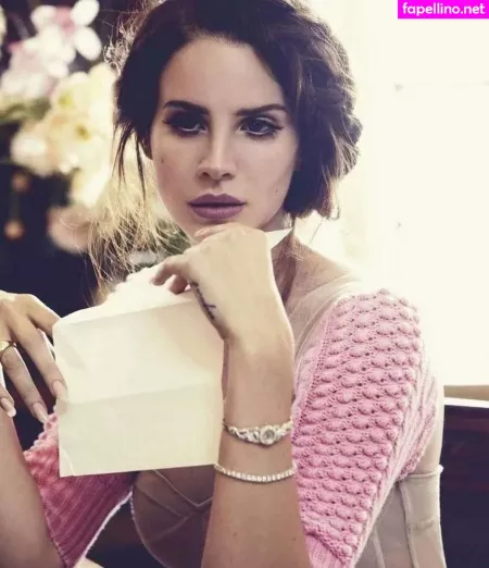 Lana Del Rey OnlyFans Thumbnail #dAuKbmVm7n